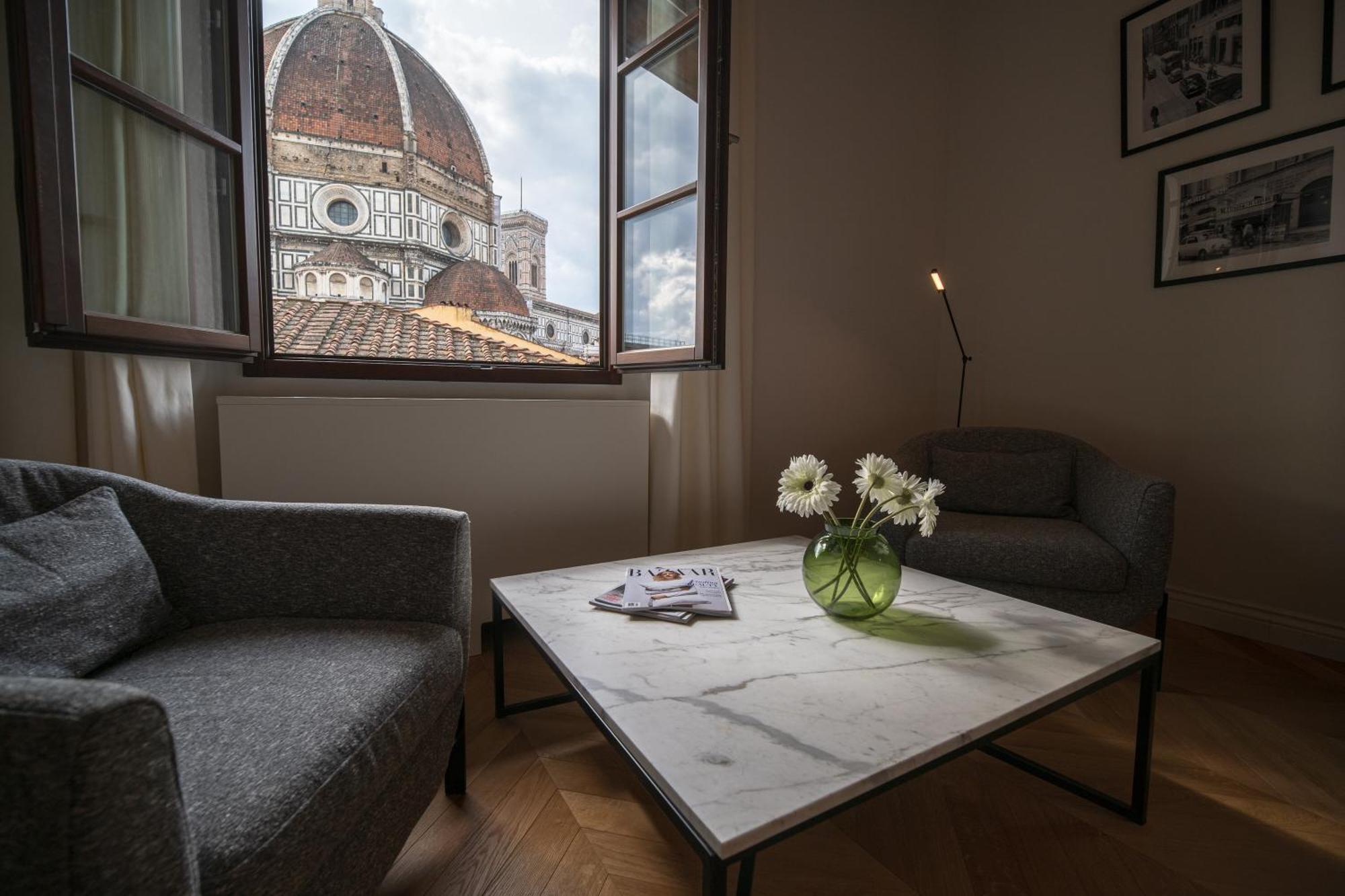 Apartment Windows On Dome Luxury Rooftop Florenz